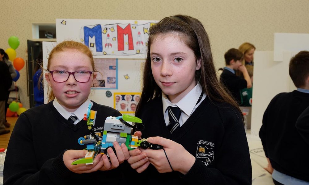 St Mary's Granemore Students The Lego Mindstorm project brings children and teachers from primary schools together for Lego Mindstorm Workshops and subsequently for Space Challenge Competitions and Exhibitions of Project work and Project Sharing ideas. Peace by PIECE Lego Mindstorm funded by Peace IV co-ordinated by CMETB Tommy Makem Centre Keady Co.Armagh 9 3 2019 CREDIT: LiamMcArdle.com