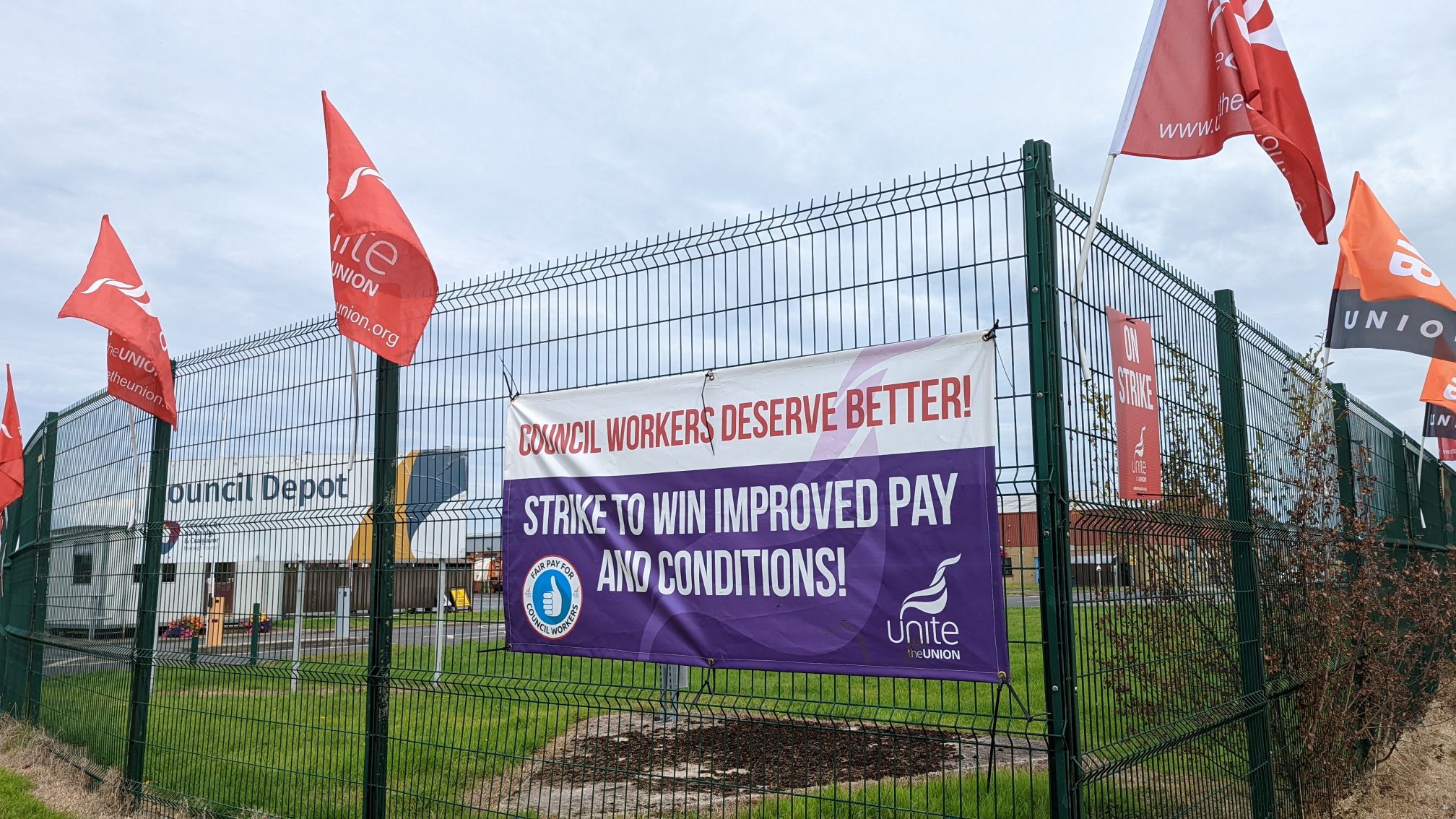 Carn Depot Strike Fair Pay Sign