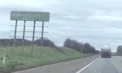 Oxford Island sign M1
